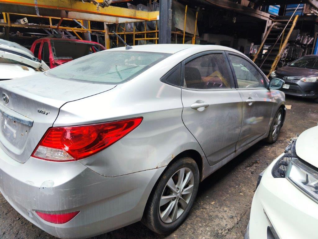  Hyundai ACCENT RB 2011    EN DESARME